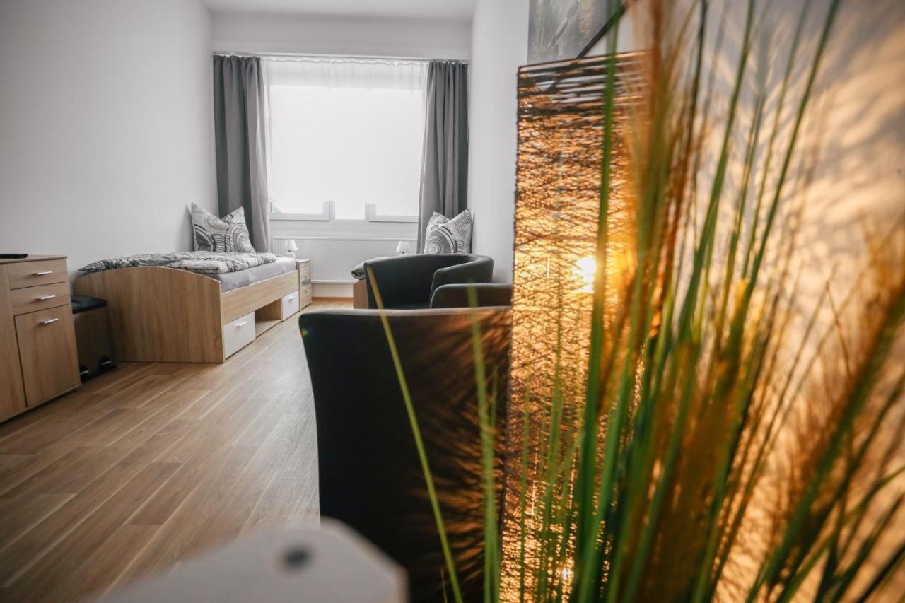 Second Home Hotel Мерзебург Екстериор снимка